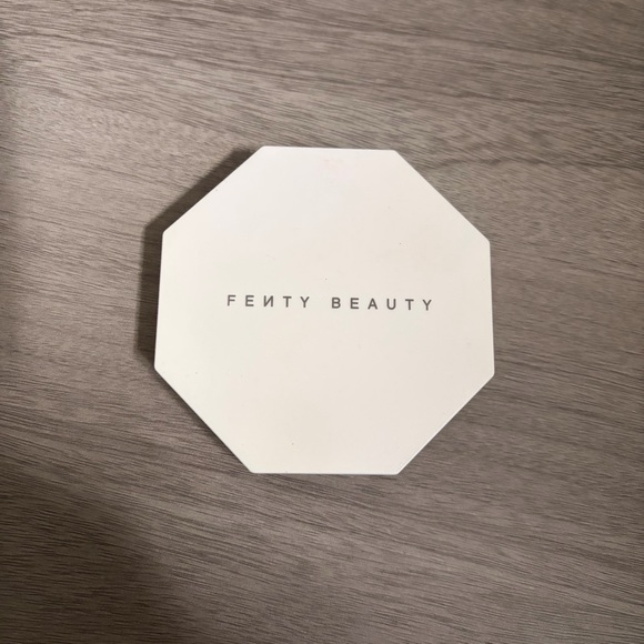 Rhode/Fenty/Kylie Cosmetics/Maybelline/Peripera/Etude Makeup Bundle - Picture 12 of 16